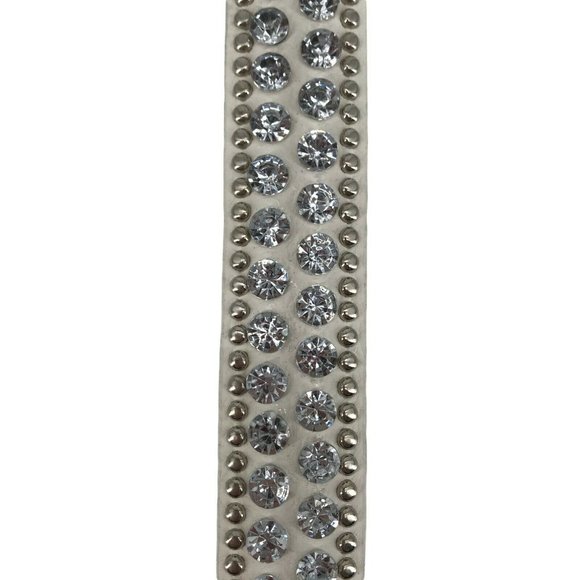 Bongo Women's White Polyurethane Adjustable Studded Buckle Belt Size Medium - Picture 3 of 10